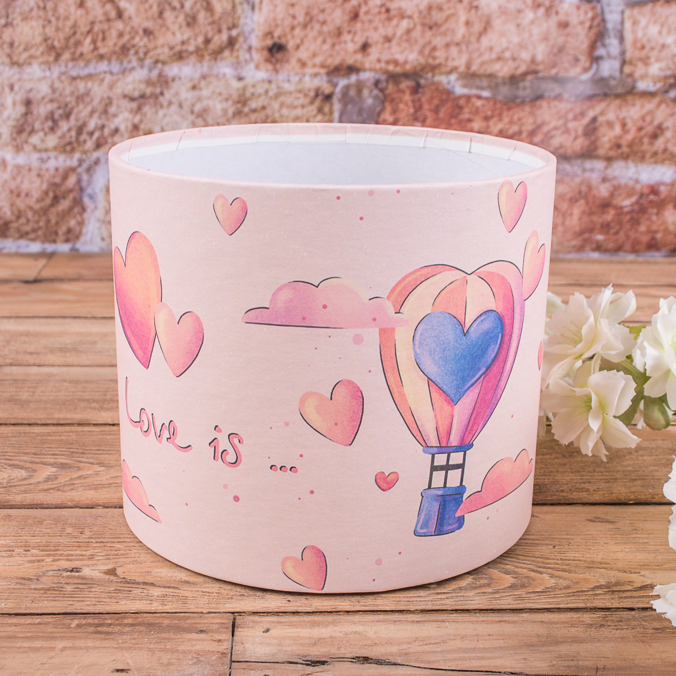 Коробка без крышки 16 см "love is...